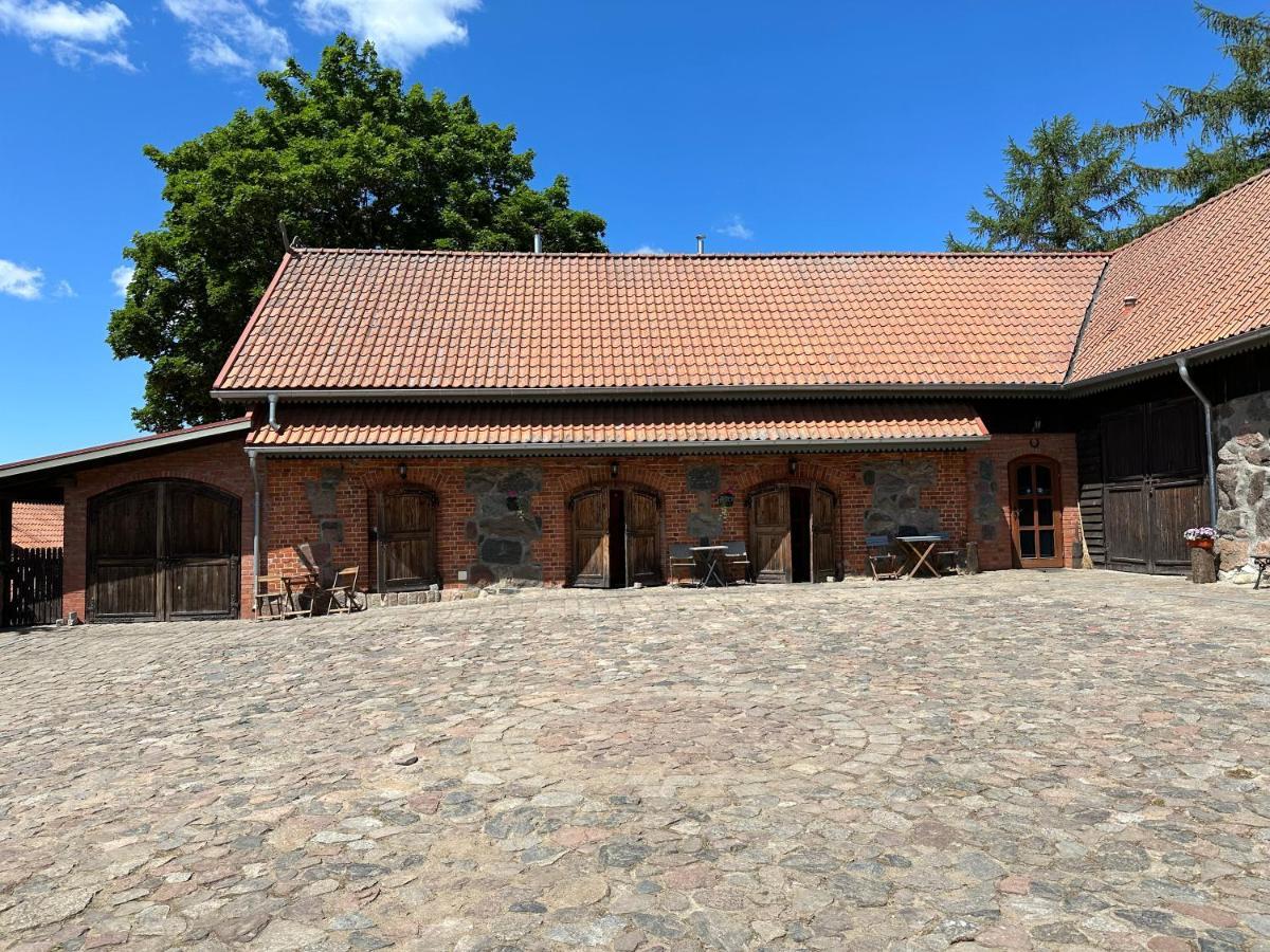 Stajnia Lipowo 45 Lipowo (Mragowo)
