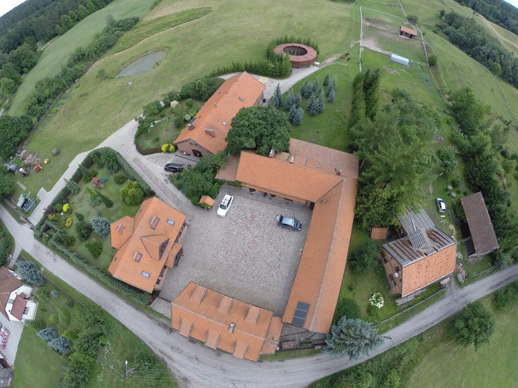 Stajnia Lipowo 45